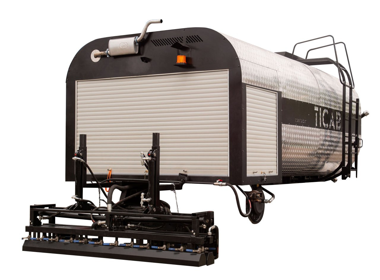 TICAB Аutonomous Asphalt Sprayer 8000 L, Asphalt Distributor, Manufacturer - Betoonipump: pilt 2 TICAB Аutonomous Asphalt Sprayer 8000 L, Asphalt Distributor, Manufacturer - Betoonipump: pilt 2
