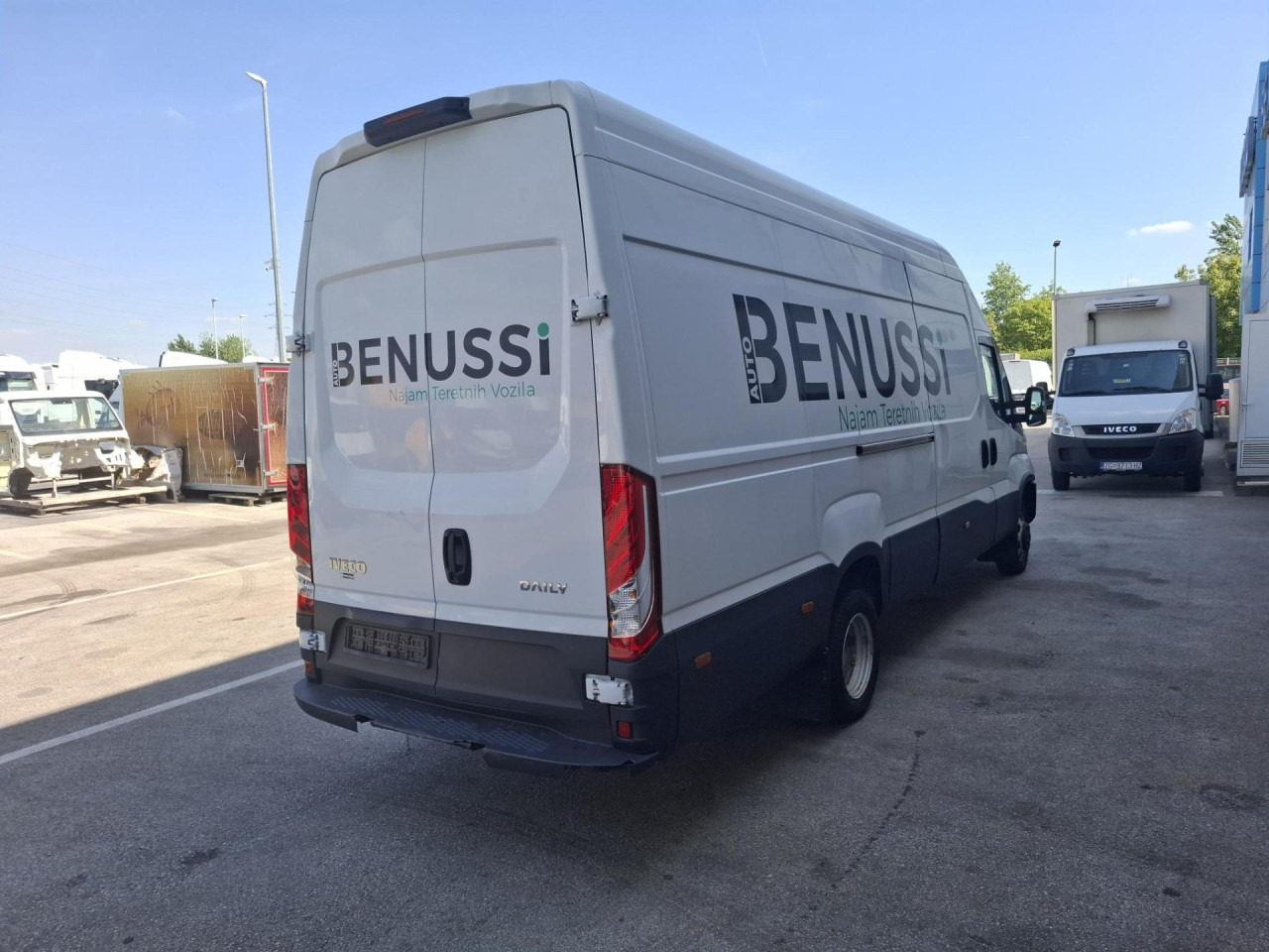 IVECO Daily 35C18H V - Mikrobuss: pilt 3 IVECO Daily 35C18H V - Mikrobuss: pilt 3