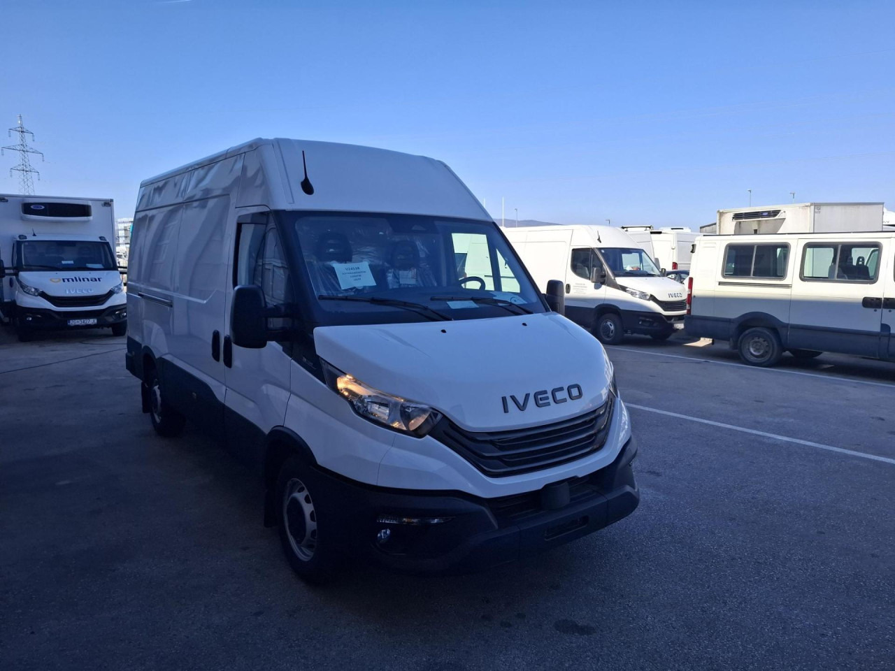 IVECO Daily 35S14V - Mikrobuss: pilt 2 IVECO Daily 35S14V - Mikrobuss: pilt 2