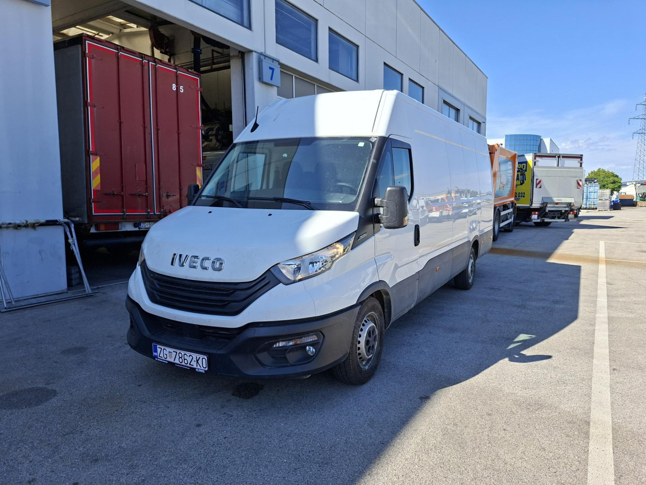 IVECO Daily 35S16V - Mikrobuss: pilt 2 IVECO Daily 35S16V - Mikrobuss: pilt 2