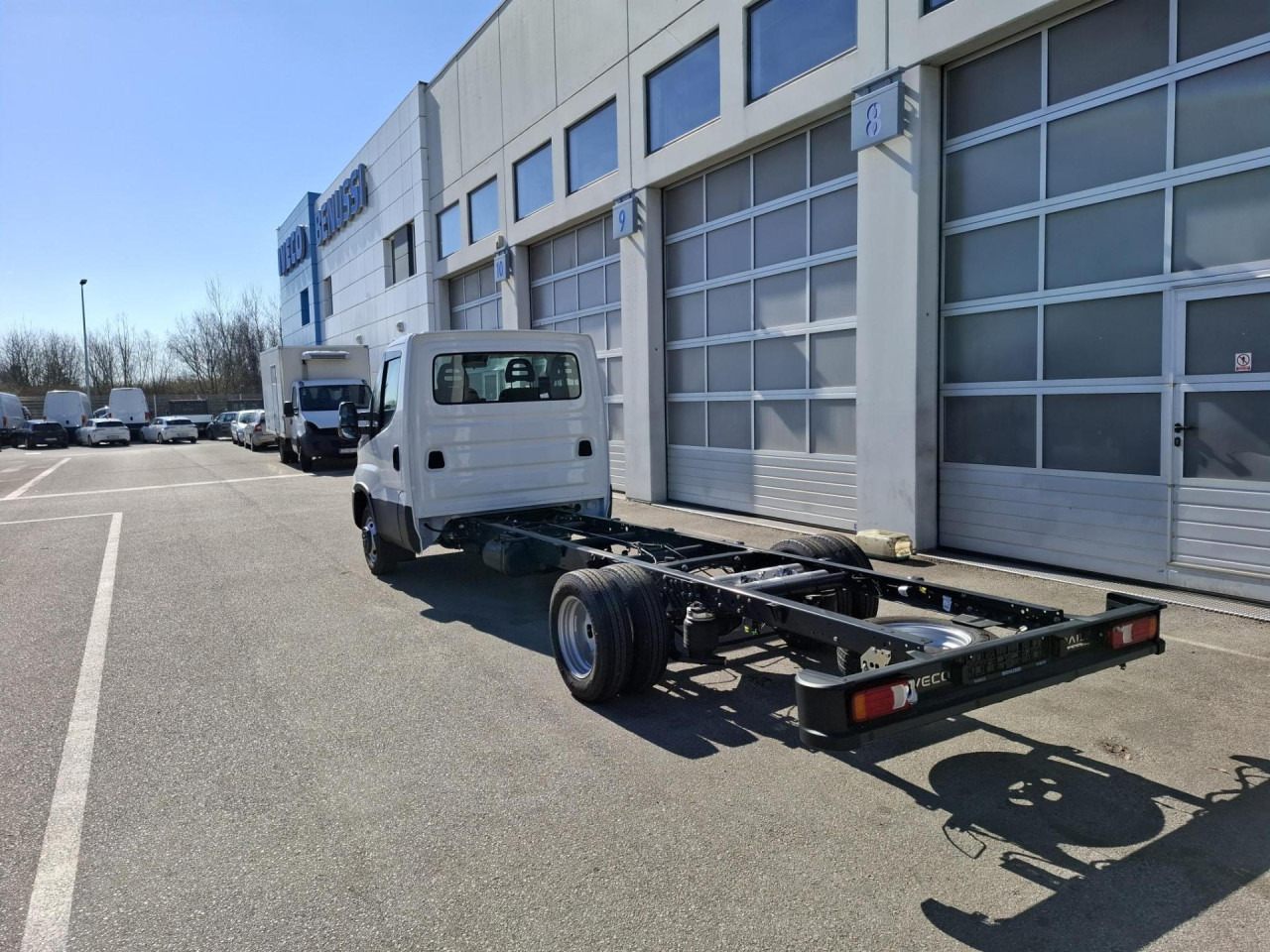 IVECO Daily 50C18H/P - Kabiinišassiiga veoauto: pilt 4 IVECO Daily 50C18H/P - Kabiinišassiiga veoauto: pilt 4