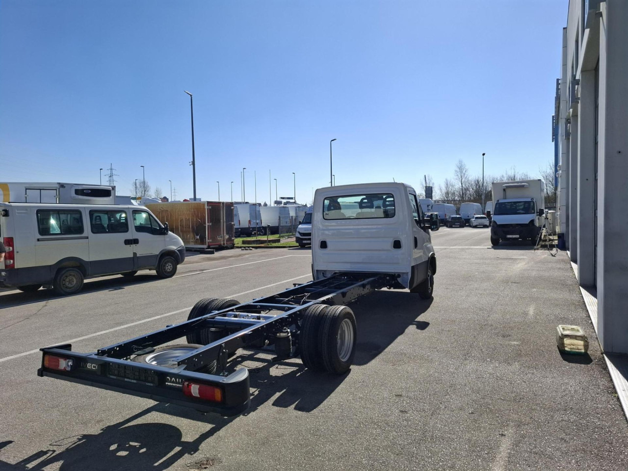 IVECO Daily 50C18H/P - Kabiinišassiiga veoauto: pilt 3 IVECO Daily 50C18H/P - Kabiinišassiiga veoauto: pilt 3
