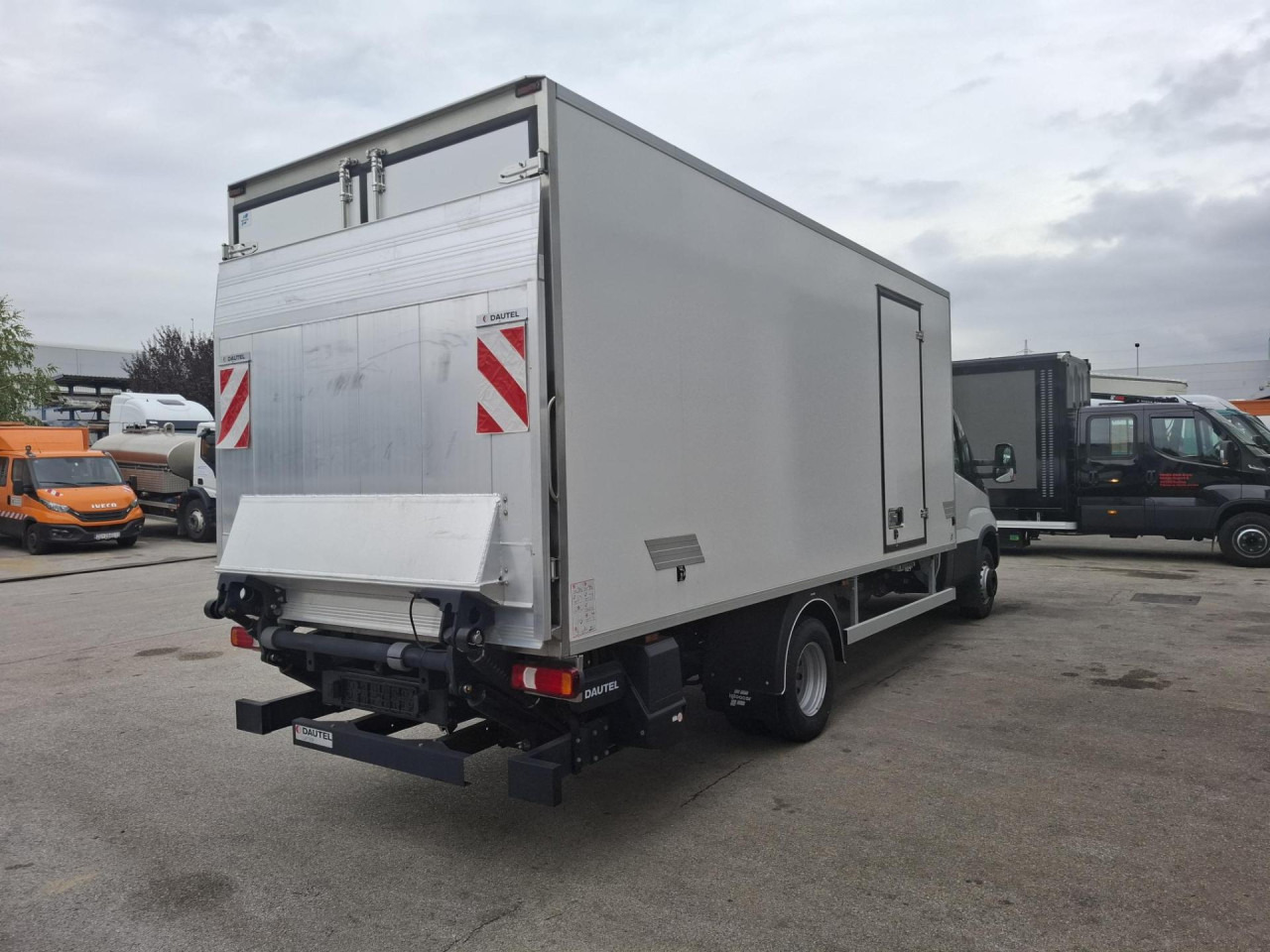 IVECO Daily 70C18H - Tarbesõiduk külmik: pilt 4 IVECO Daily 70C18H - Tarbesõiduk külmik: pilt 4