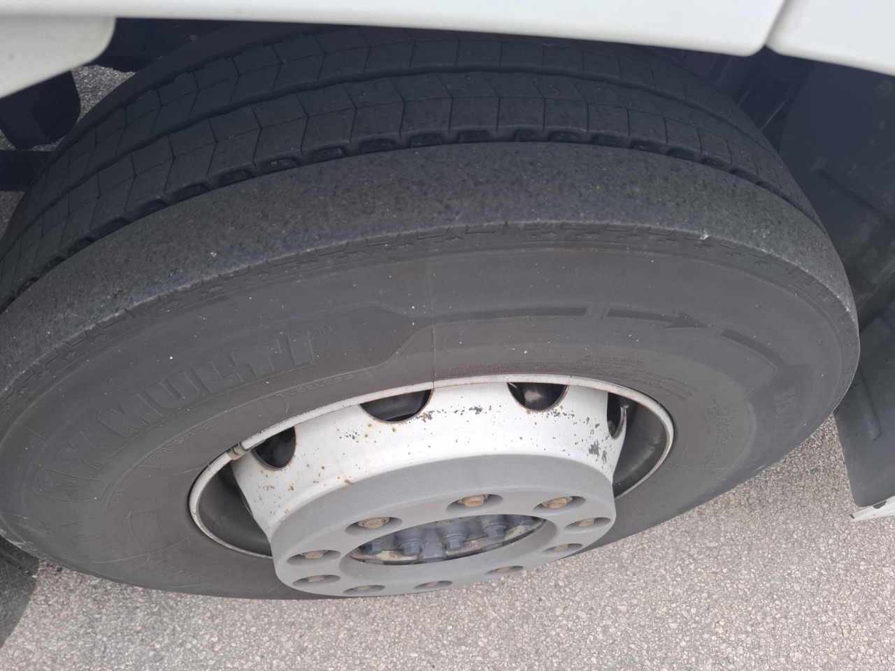 IVECO Stralis AS440S51T/P - Sadulveok: pilt 5 IVECO Stralis AS440S51T/P - Sadulveok: pilt 5