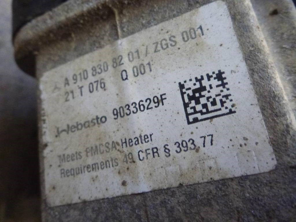 Mercedes-Benz Sprinter Webasto - Radiaator - Veoauto: pilt 3 Mercedes-Benz Sprinter Webasto - Radiaator - Veoauto: pilt 3