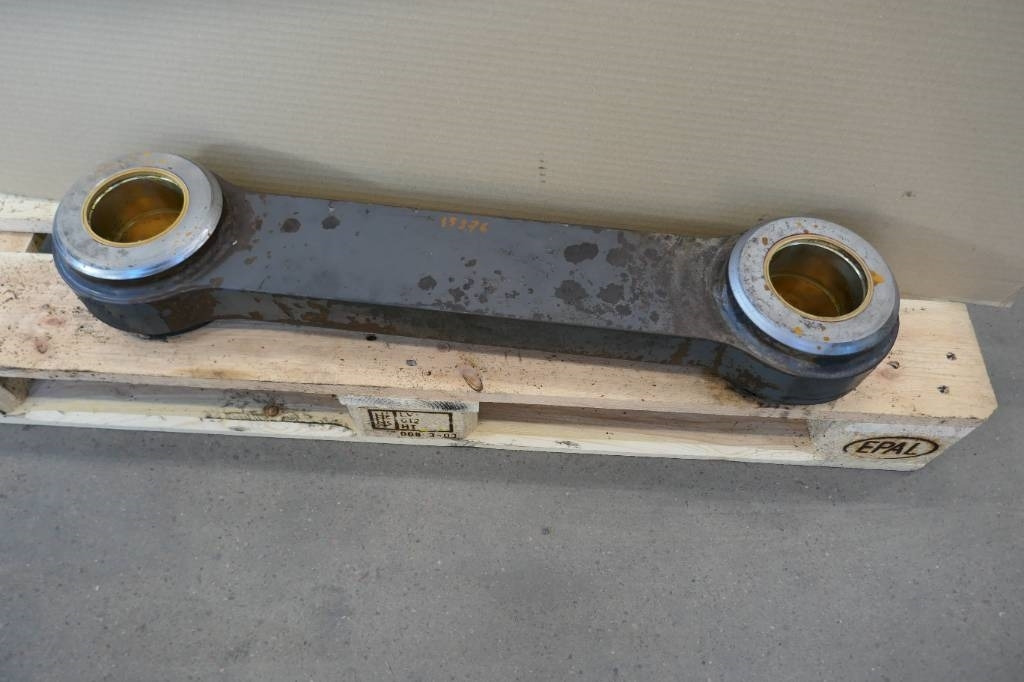 Volvo L 180 F, Länk voe16840697 - Hüdraulika - Ehitusmasinad: pilt 1 Volvo L 180 F, Länk voe16840697 - Hüdraulika - Ehitusmasinad: pilt 1