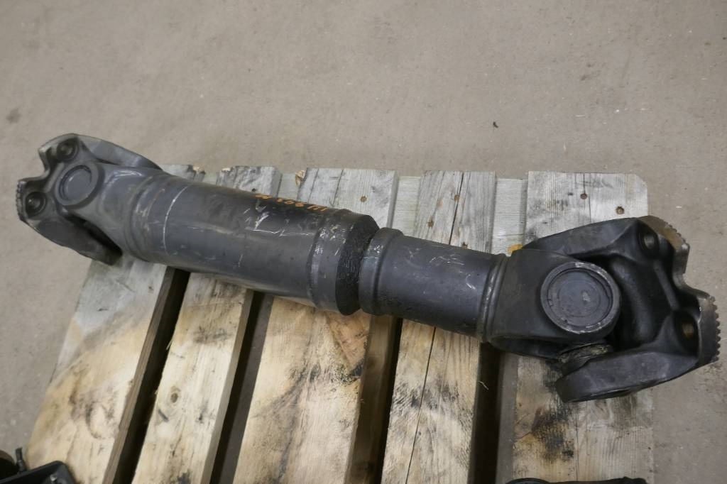 Volvo L180 HL Kardanaxel voe15085426 - Käigukast - Ehitusmasinad: pilt 1 Volvo L180 HL Kardanaxel voe15085426 - Käigukast - Ehitusmasinad: pilt 1
