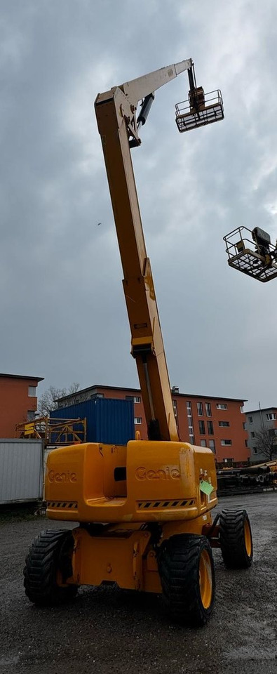 Genie Z-80/60, 24.4meter height - Veoautolt tõusev platvorm: pilt 1 Genie Z-80/60, 24.4meter height - Veoautolt tõusev platvorm: pilt 1