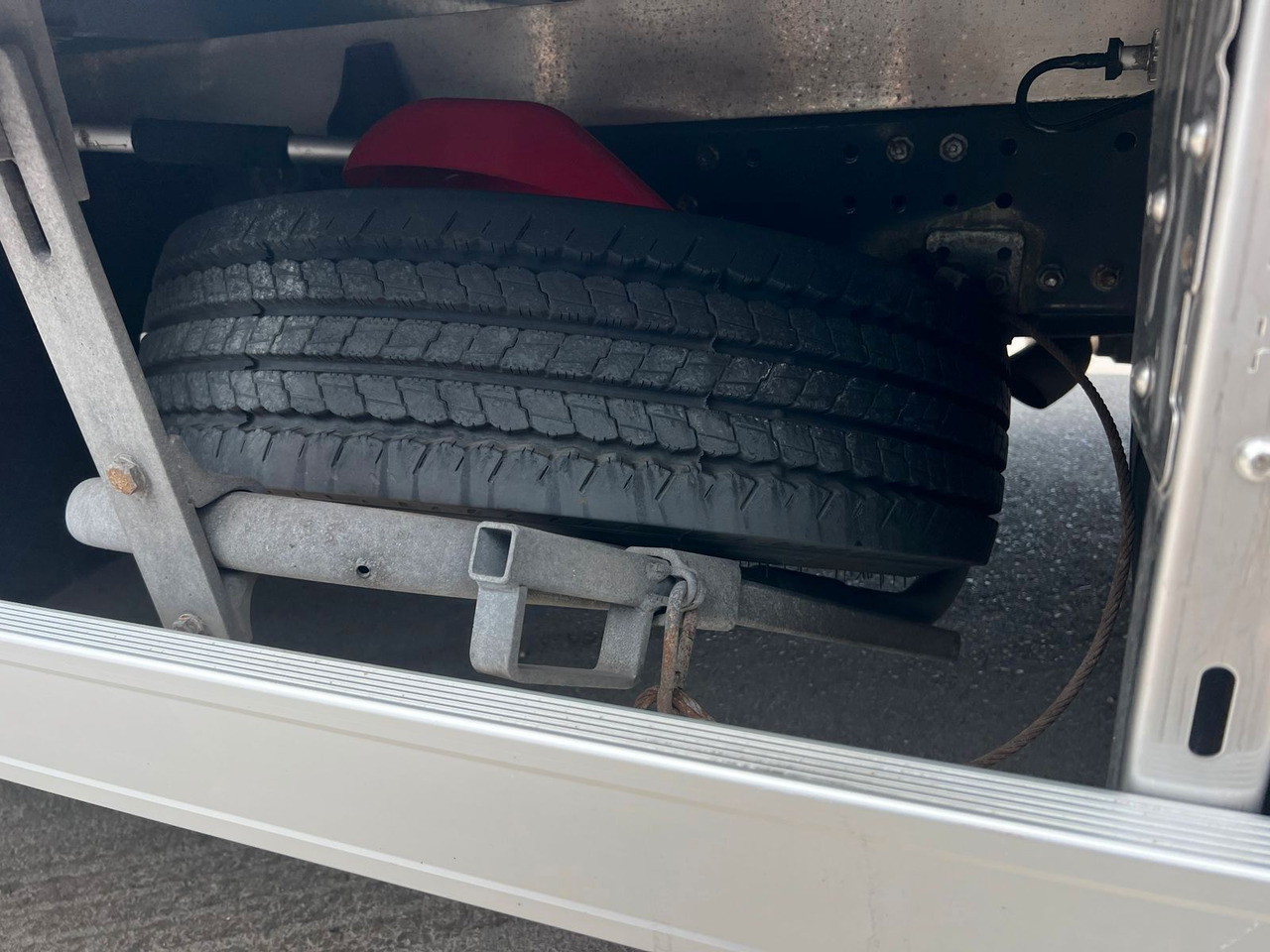 Tent tarbesõiduk Iveco 75E19 Eurocargo, E6, Ladebordwand: pilt 10