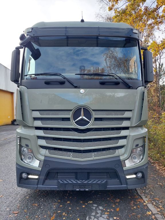 Mercedes-Benz Actros 2545 6x2, E6, Effer 265/6S Mercedes-Benz Actros 2545 6x2, E6, Effer 265/6S, 2x Stück - Kraanaga veoauto, Madelveok/ Platvormveok: pilt 4 Mercedes-Benz Actros 2545 6x2, E6, Effer 265/6S Mercedes-Benz Actros 2545 6x2, E6, Effer 265/6S, 2x Stück - Kraanaga veoauto, Madelveok/ Platvormveok: pilt 4
