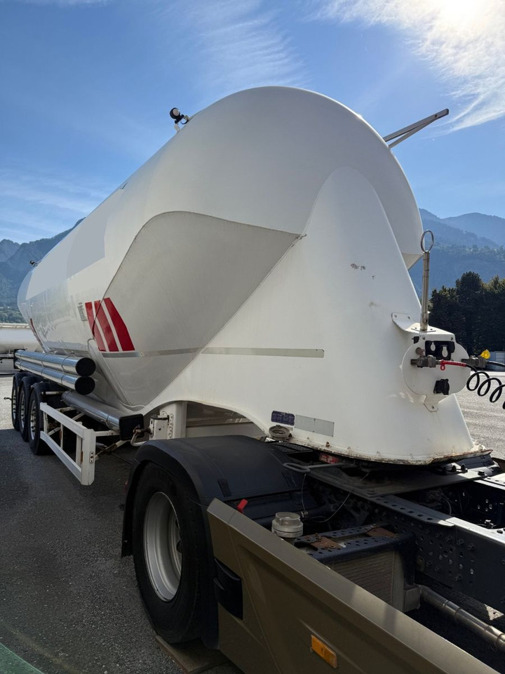 OMEPS CM , Silo Zement - Silo poolhaagis: pilt 4 OMEPS CM , Silo Zement - Silo poolhaagis: pilt 4