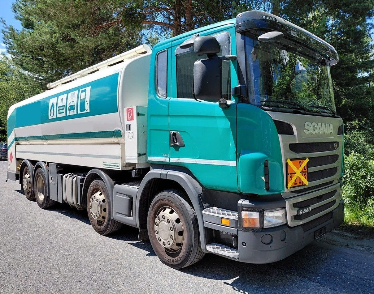 Scania G440 8x2, E5, Schwingenschloegel, 2 Kammern, ADR - Tsisternauto: pilt 1 Scania G440 8x2, E5, Schwingenschloegel, 2 Kammern, ADR - Tsisternauto: pilt 1