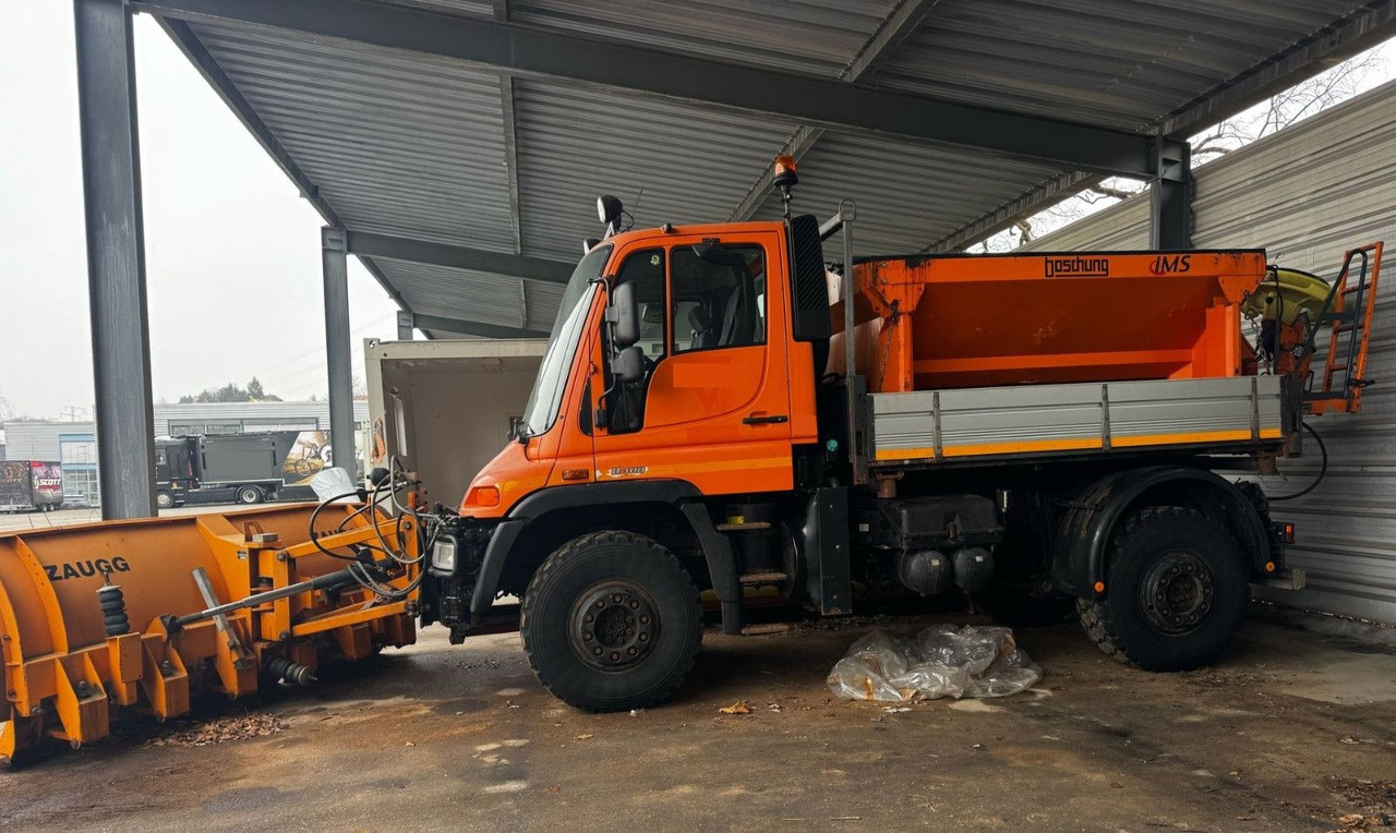 Unimog U400 4x4, Winterdienst, Schild+Streuer - Veoauto: pilt 3 Unimog U400 4x4, Winterdienst, Schild+Streuer - Veoauto: pilt 3