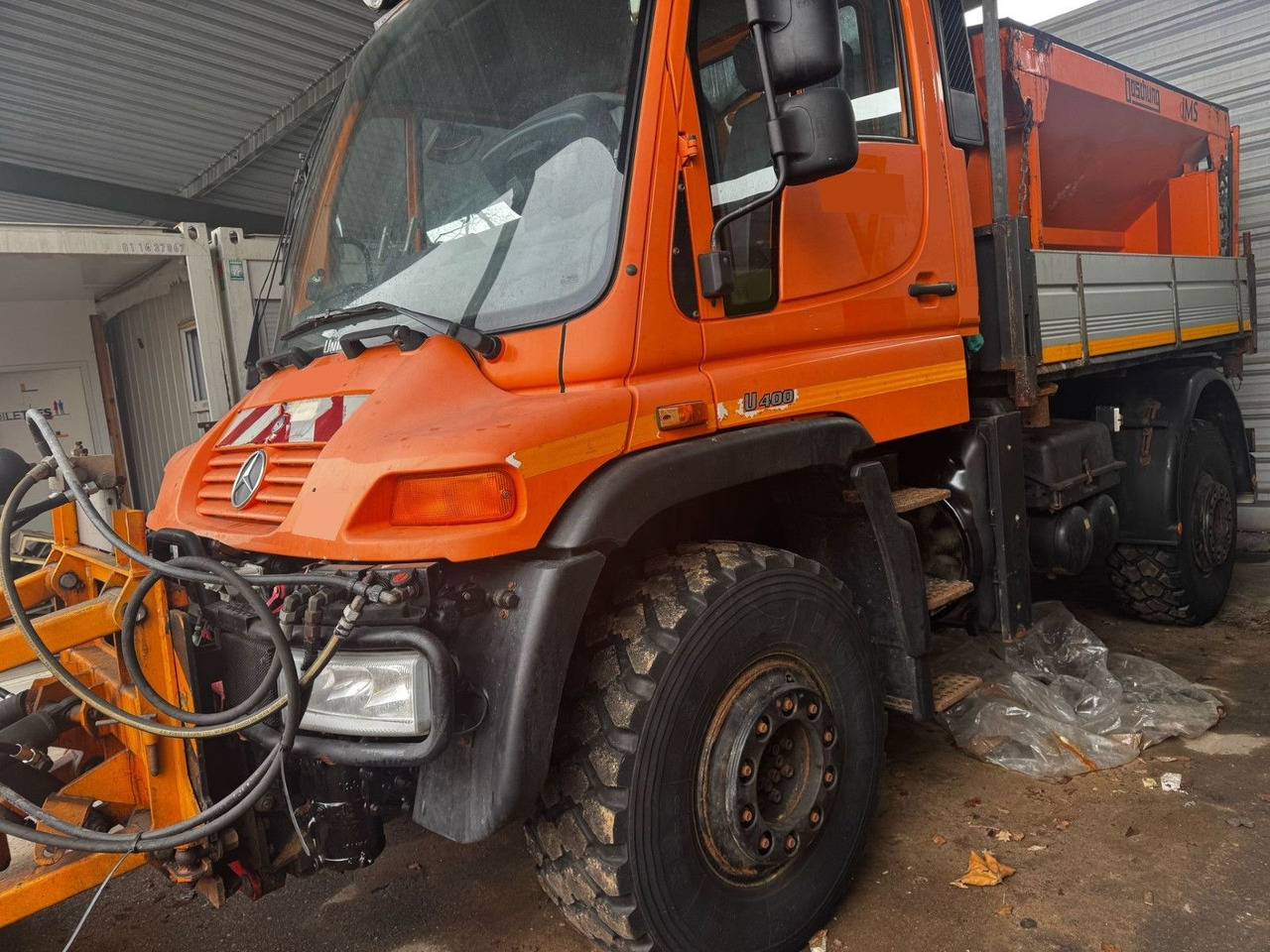 Unimog U400 4x4, Winterdienst, Schild+Streuer - Veoauto: pilt 4 Unimog U400 4x4, Winterdienst, Schild+Streuer - Veoauto: pilt 4
