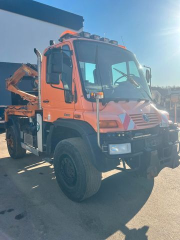 Unimog U500 4x4, Boeschungsmaehwerk Mulag - Veoauto: pilt 3 Unimog U500 4x4, Boeschungsmaehwerk Mulag - Veoauto: pilt 3