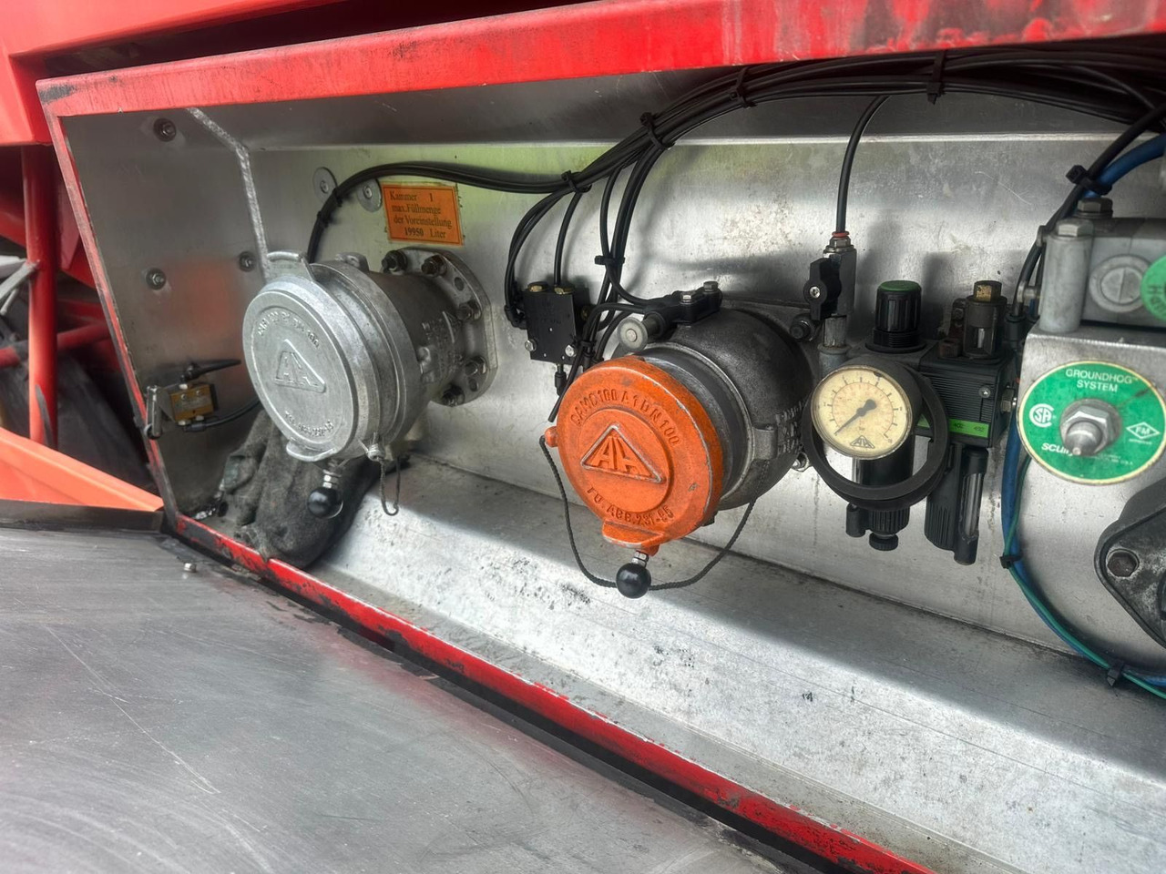 Willig 2 ANH 21.0, ADR, Benzin/Diesel, 19950Lite - Tsisternhaagis: pilt 5 Willig 2 ANH 21.0, ADR, Benzin/Diesel, 19950Lite - Tsisternhaagis: pilt 5