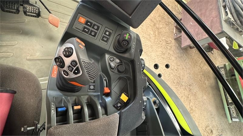 Claas AXION 830 CEBIS - Traktor: pilt 2 Claas AXION 830 CEBIS - Traktor: pilt 2