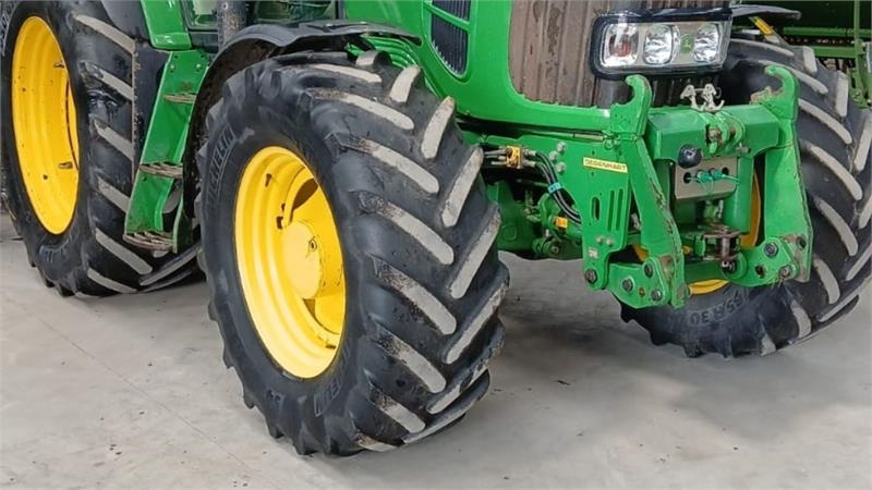 John Deere 7530 - Traktor: pilt 3 John Deere 7530 - Traktor: pilt 3