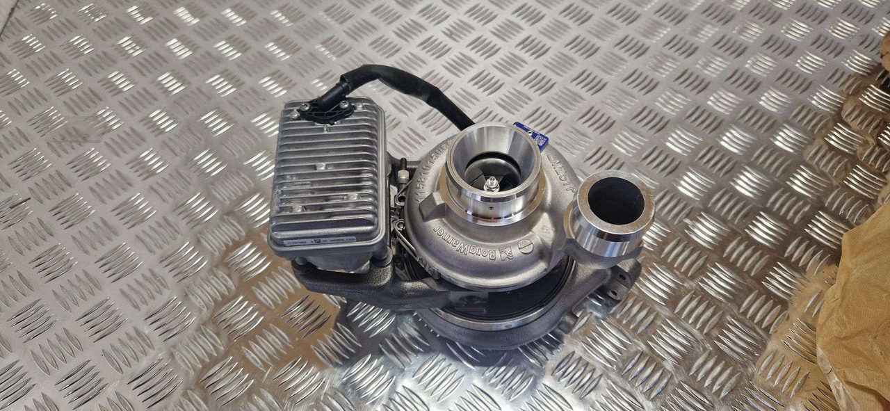 BorgWarner 11559880019 turbo JCB 320/06177 - Mootor ja varuosad - Ehitusmasinad: pilt 3 BorgWarner 11559880019 turbo JCB 320/06177 - Mootor ja varuosad - Ehitusmasinad: pilt 3