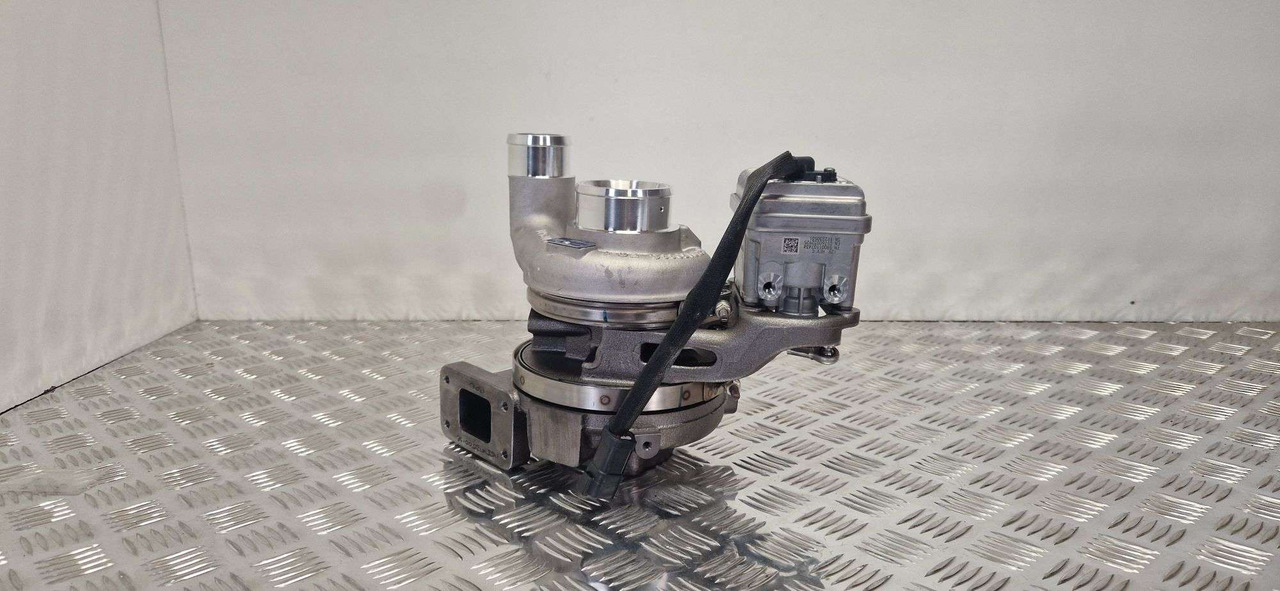 BorgWarner 11559880019 turbo JCB 320/06177 - Mootor ja varuosad - Ehitusmasinad: pilt 2 BorgWarner 11559880019 turbo JCB 320/06177 - Mootor ja varuosad - Ehitusmasinad: pilt 2