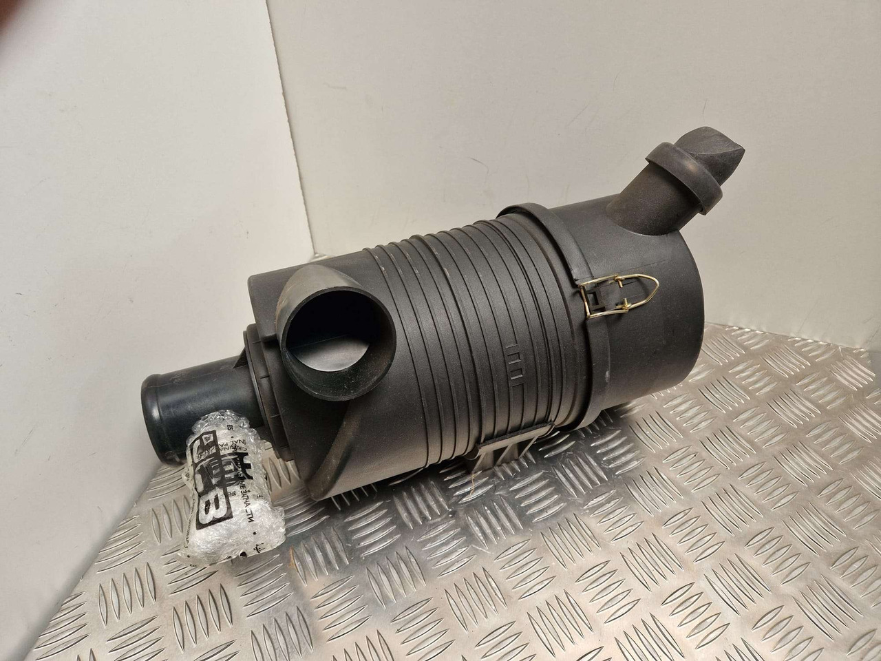 Donaldson air filter assembly JCB - Mootor ja varuosad - Ehitusmasinad: pilt 2 Donaldson air filter assembly JCB - Mootor ja varuosad - Ehitusmasinad: pilt 2