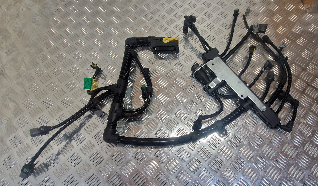Engine Harness JCB 320/09953 T4 Final - Mootor ja varuosad - Ehitusmasinad: pilt 3 Engine Harness JCB 320/09953 T4 Final - Mootor ja varuosad - Ehitusmasinad: pilt 3
