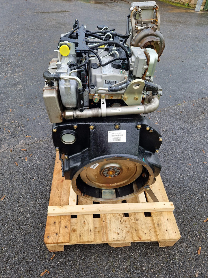 JCB 444 Engine TA4i 81kw TCA - Mootor - Ehitusmasinad: pilt 3 JCB 444 Engine TA4i 81kw TCA - Mootor - Ehitusmasinad: pilt 3