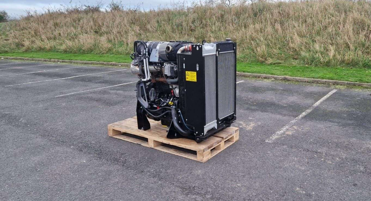 JCB 448 Power Pack T4F Engine 129kW EPA - Mootor - Ehitusmasinad: pilt 3 JCB 448 Power Pack T4F Engine 129kW EPA - Mootor - Ehitusmasinad: pilt 3