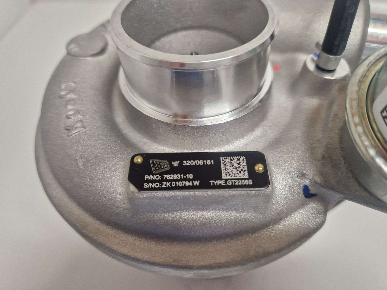 JCB 74kw mT3 turbo Garrett turbocharger - Mootor ja varuosad - Ehitusmasinad: pilt 2 JCB 74kw mT3 turbo Garrett turbocharger - Mootor ja varuosad - Ehitusmasinad: pilt 2