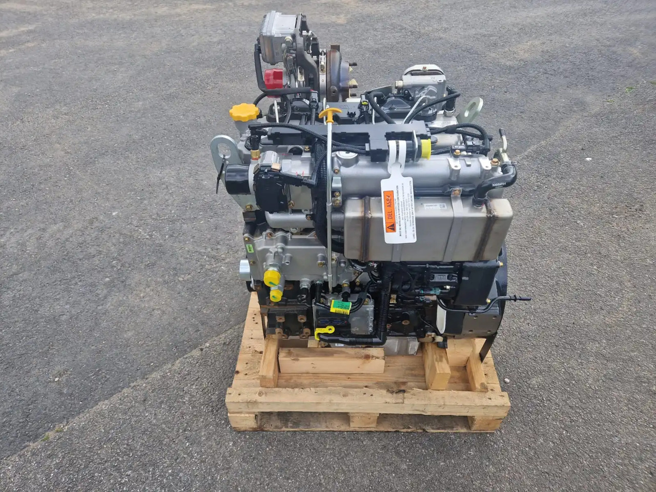 JCB 81kw unused engine 444 TA4 - Mootor - Ehitusmasinad: pilt 2 JCB 81kw unused engine 444 TA4 - Mootor - Ehitusmasinad: pilt 2