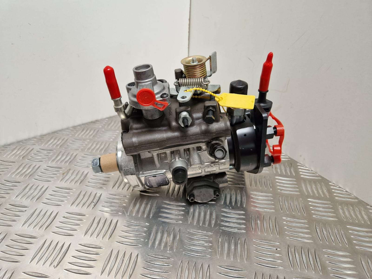 JCB Delphi injection pump 17/925300 - Mootor ja varuosad - Ehitusmasinad: pilt 1 JCB Delphi injection pump 17/925300 - Mootor ja varuosad - Ehitusmasinad: pilt 1