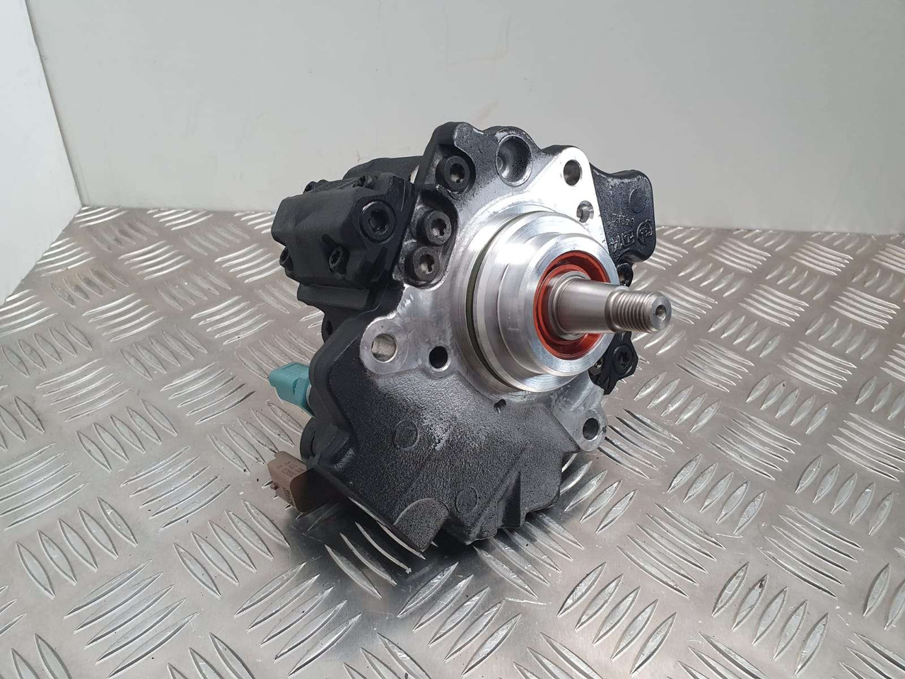 JCB Injection Pump 320/06825 Delphi 28313000 injection pump - Mootor ja varuosad - Ehitusmasinad: pilt 2 JCB Injection Pump 320/06825 Delphi 28313000 injection pump - Mootor ja varuosad - Ehitusmasinad: pilt 2