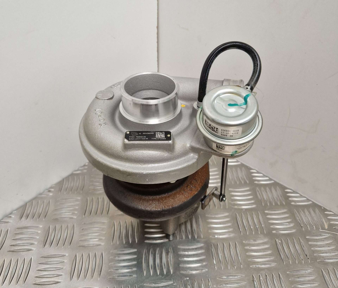 JCB turbocharger 320/06049 Garrett Turbo 762932-02 - Mootor ja varuosad - Ehitusmasinad: pilt 1 JCB turbocharger 320/06049 Garrett Turbo 762932-02 - Mootor ja varuosad - Ehitusmasinad: pilt 1
