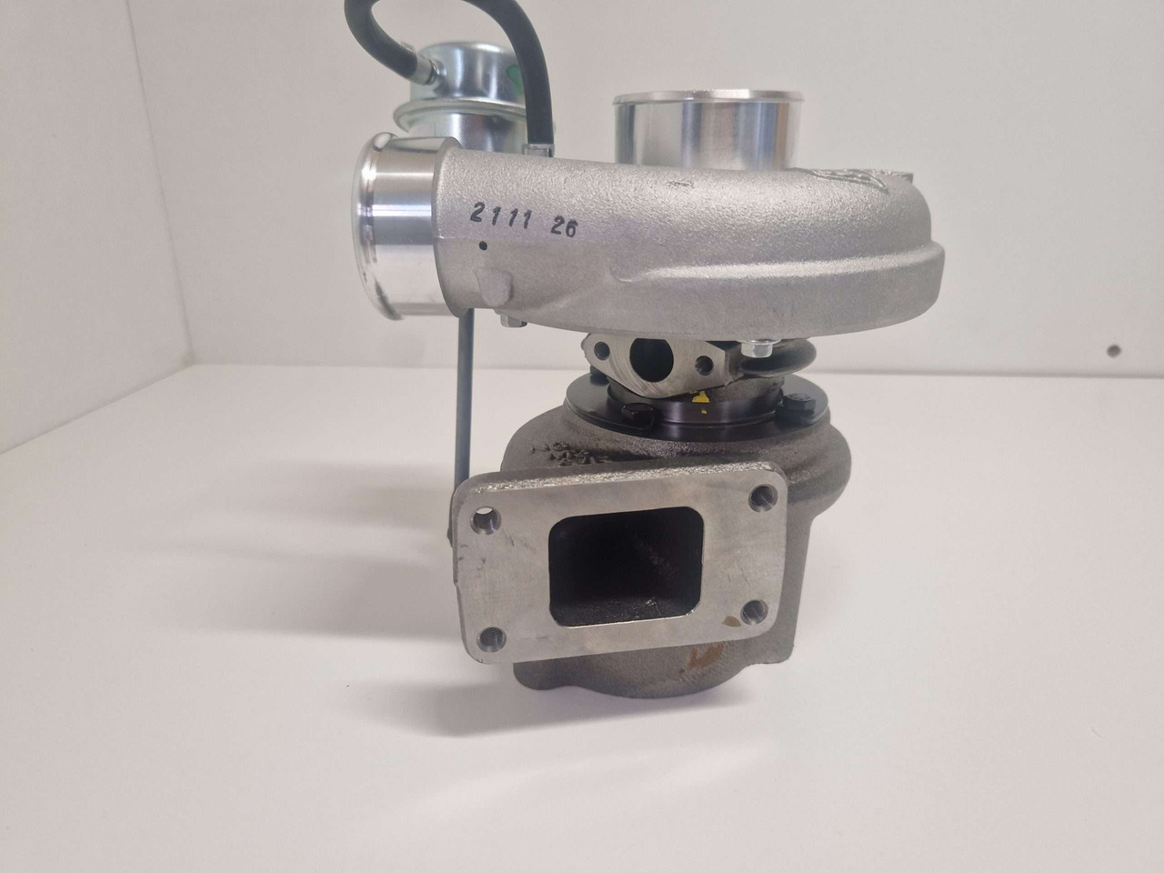 JCB turbocharger 320/06085 Garrett 85kw turbo - Mootor ja varuosad - Ehitusmasinad: pilt 2 JCB turbocharger 320/06085 Garrett 85kw turbo - Mootor ja varuosad - Ehitusmasinad: pilt 2