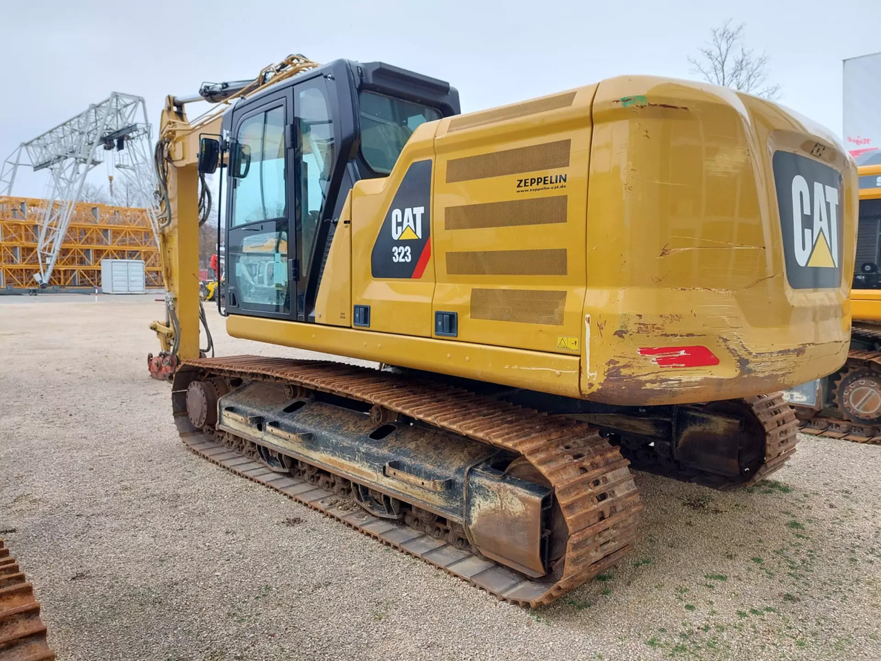 2019 Caterpillar 323 - Lintekskavaator: pilt 4 2019 Caterpillar 323 - Lintekskavaator: pilt 4