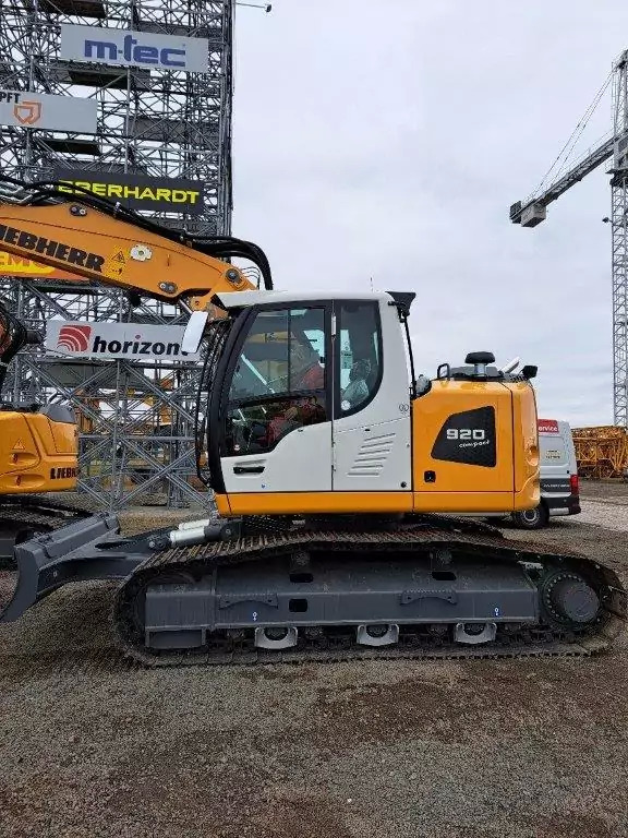 2023 Liebherr R 920 Compact G6.1-D Litronic - Lintekskavaator: pilt 1 2023 Liebherr R 920 Compact G6.1-D Litronic - Lintekskavaator: pilt 1