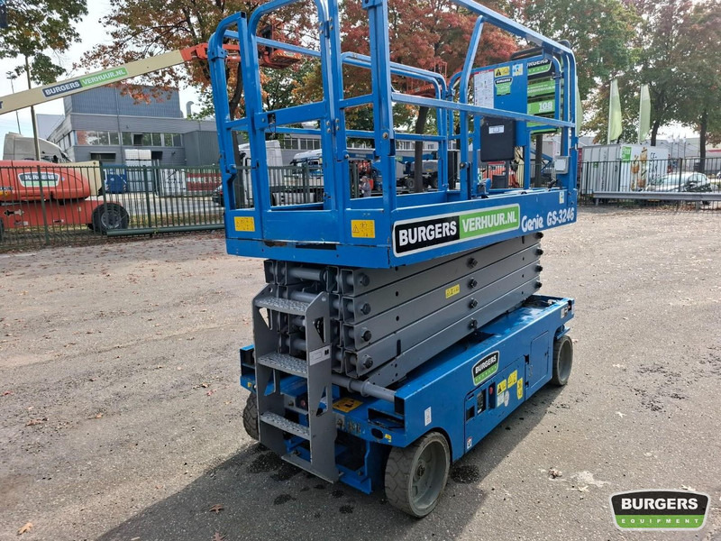 Genie GS3246 Nieuwe accus + lader - Käärlift: pilt 3 Genie GS3246 Nieuwe accus + lader - Käärlift: pilt 3