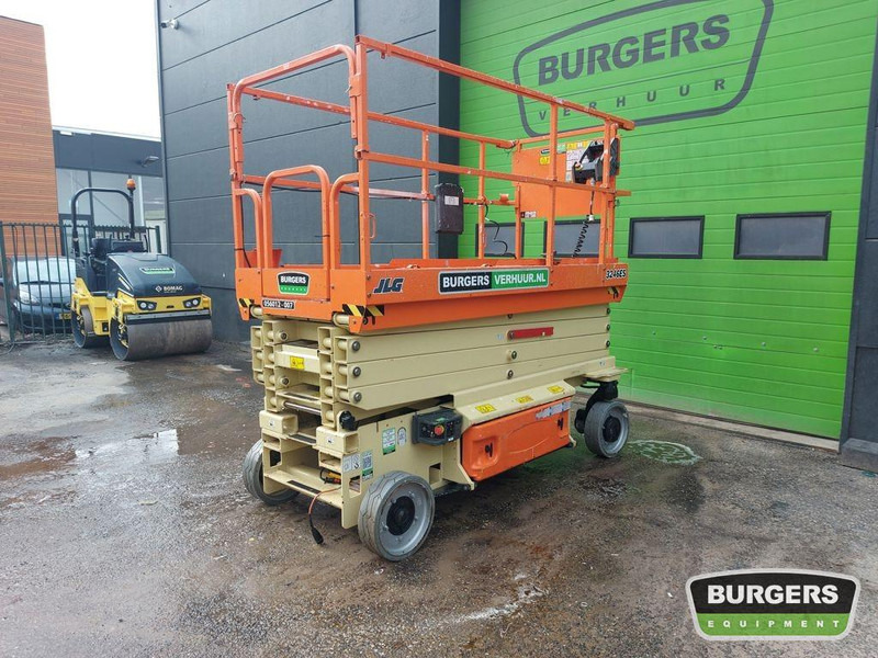 JLG 3246ES - Käärlift: pilt 1 JLG 3246ES - Käärlift: pilt 1