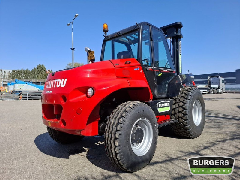 Manitou M50-4 - Ebatasasel maastikul kohanduv kahveltõstuk: pilt 3 Manitou M50-4 - Ebatasasel maastikul kohanduv kahveltõstuk: pilt 3