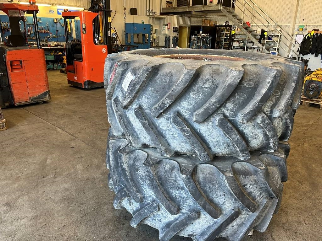 BKT 600/70R30 till Case Magnum 310 - Rehv - Põllutööseade: pilt 1 BKT 600/70R30 till Case Magnum 310 - Rehv - Põllutööseade: pilt 1
