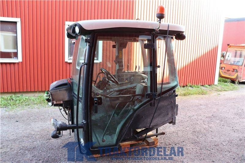 Claas 840 - Kabiin - Põllutööseade: pilt 4 Claas 840 - Kabiin - Põllutööseade: pilt 4