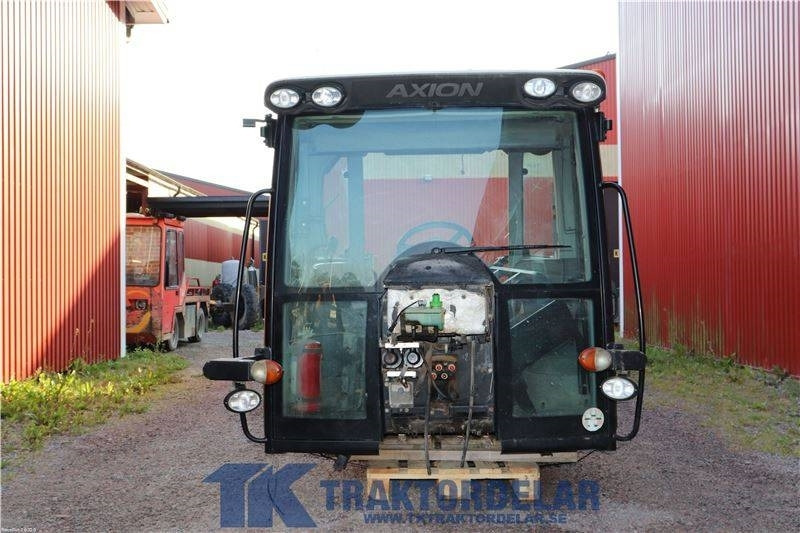 Claas 840 - Kabiin - Põllutööseade: pilt 1 Claas 840 - Kabiin - Põllutööseade: pilt 1