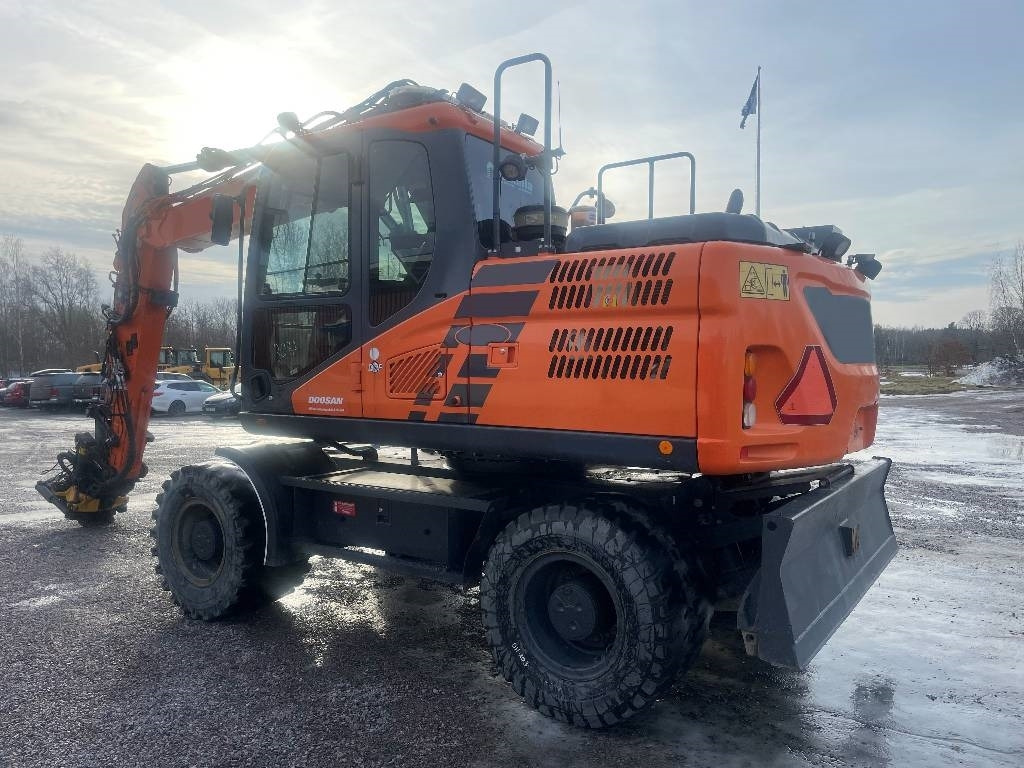 Doosan DX 140 W-5 Dismantled: only spare parts - Ratastel ekskavaator: pilt 4 Doosan DX 140 W-5 Dismantled: only spare parts - Ratastel ekskavaator: pilt 4