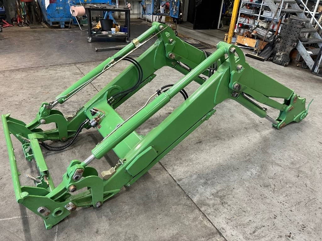Lastare / Loader Fendt Agco 4X80 till Fendt 415 Va  - Esilaadur traktorile: pilt 1 Lastare / Loader Fendt Agco 4X80 till Fendt 415 Va  - Esilaadur traktorile: pilt 1