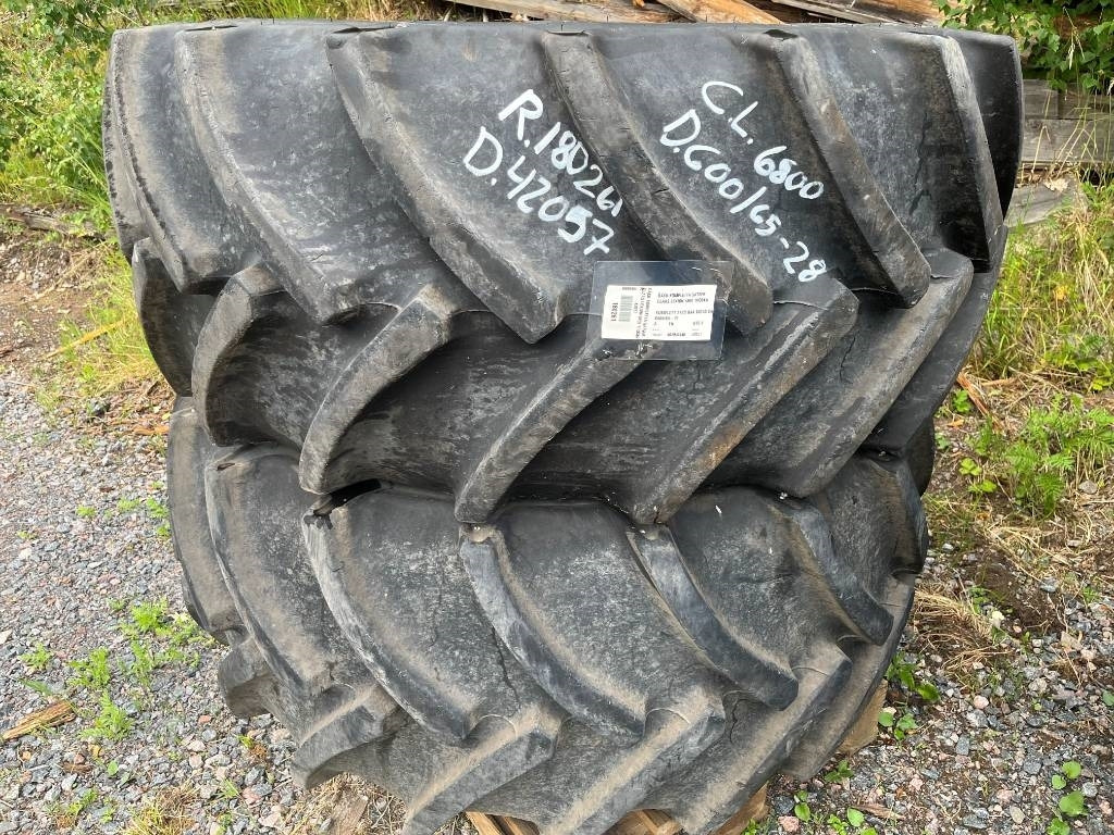 Mitas 600/65 28 till Claas Lexion 6800 - Rehv - Põllutööseade: pilt 1 Mitas 600/65 28 till Claas Lexion 6800 - Rehv - Põllutööseade: pilt 1