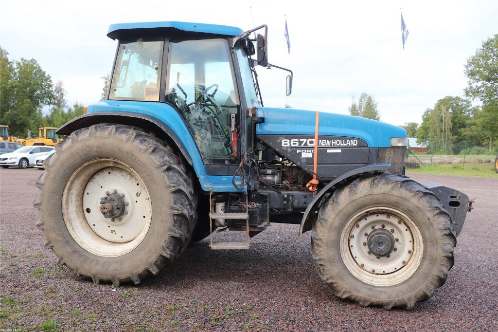 New Holland 8670 Dismantled: only spare parts - Traktor: pilt 2 New Holland 8670 Dismantled: only spare parts - Traktor: pilt 2