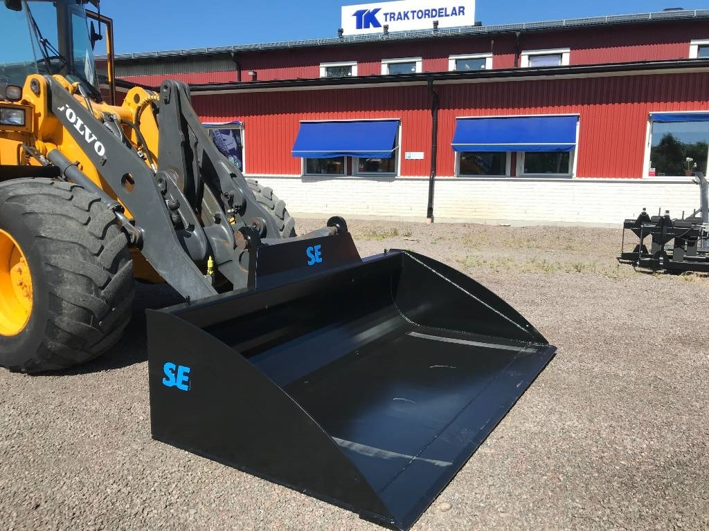 Planeringsskopa SE 2,65 Bred Rasskydd - Kopp - Ehitusmasinad: pilt 1 Planeringsskopa SE 2,65 Bred Rasskydd - Kopp - Ehitusmasinad: pilt 1