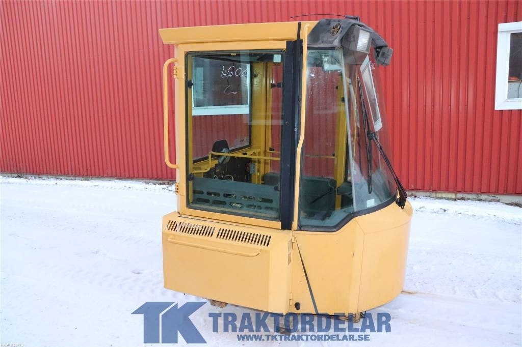 Volvo L50 C - Kabiin - Ehitusmasinad: pilt 2 Volvo L50 C - Kabiin - Ehitusmasinad: pilt 2