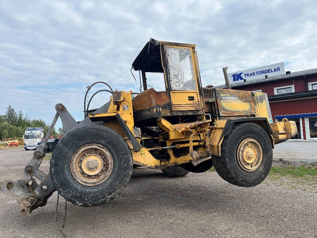 Volvo L90C Dismantled. Only spare parts - Rataslaadur: pilt 2 Volvo L90C Dismantled. Only spare parts - Rataslaadur: pilt 2