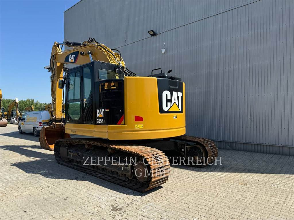 CAT 325FLCR - Lintekskavaator: pilt 4 CAT 325FLCR - Lintekskavaator: pilt 4